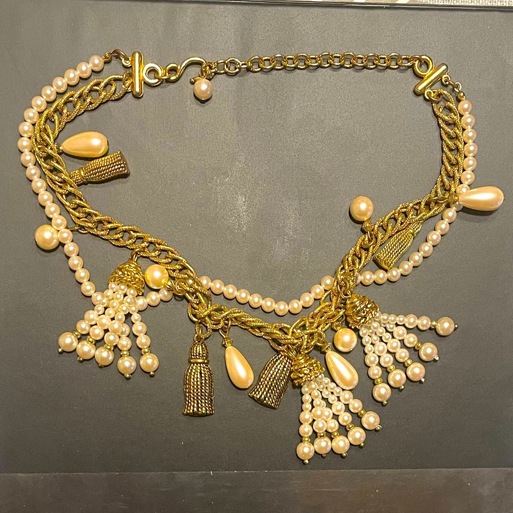 Pearls and Gold Chain Necklace